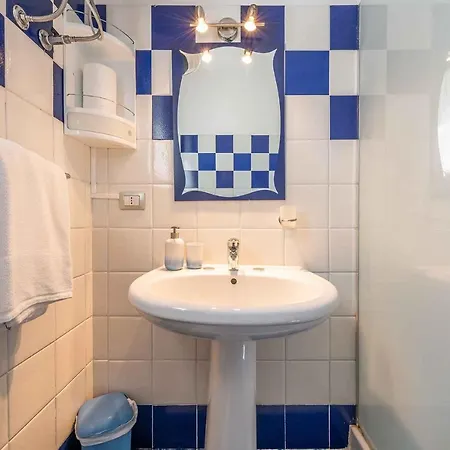 Casa vacanze Holiday In 41435 Alghero