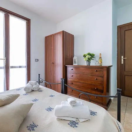 Сasa de vacaciones Holiday In 41435 Alguer